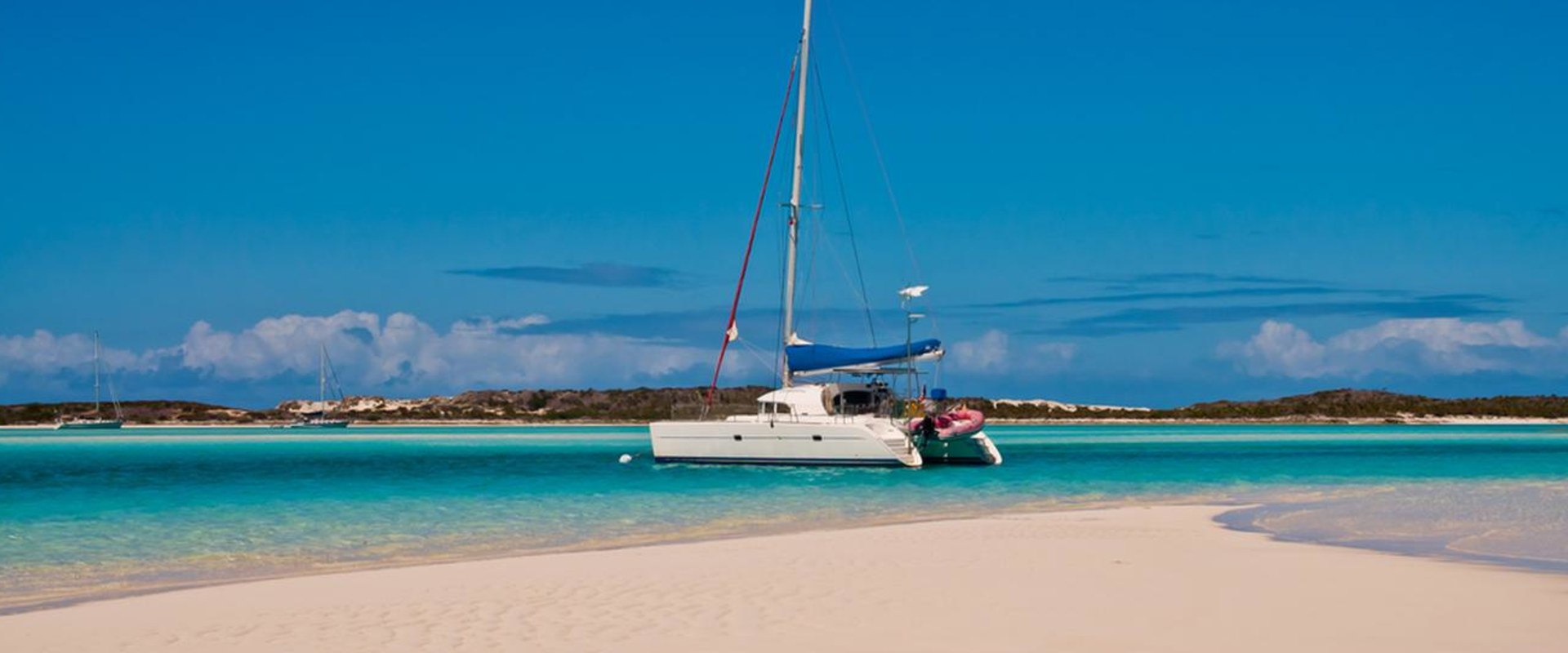 Sailing in the Bahamas: A Must-Do Experience